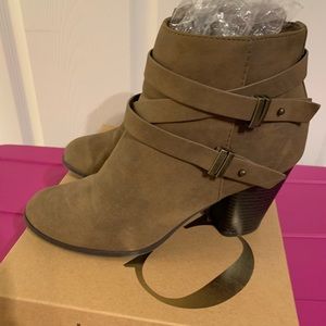 Women’s ankle boot